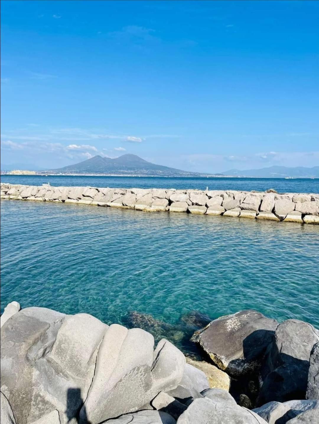 Appartement Domus Carbonari à Naples Extérieur photo