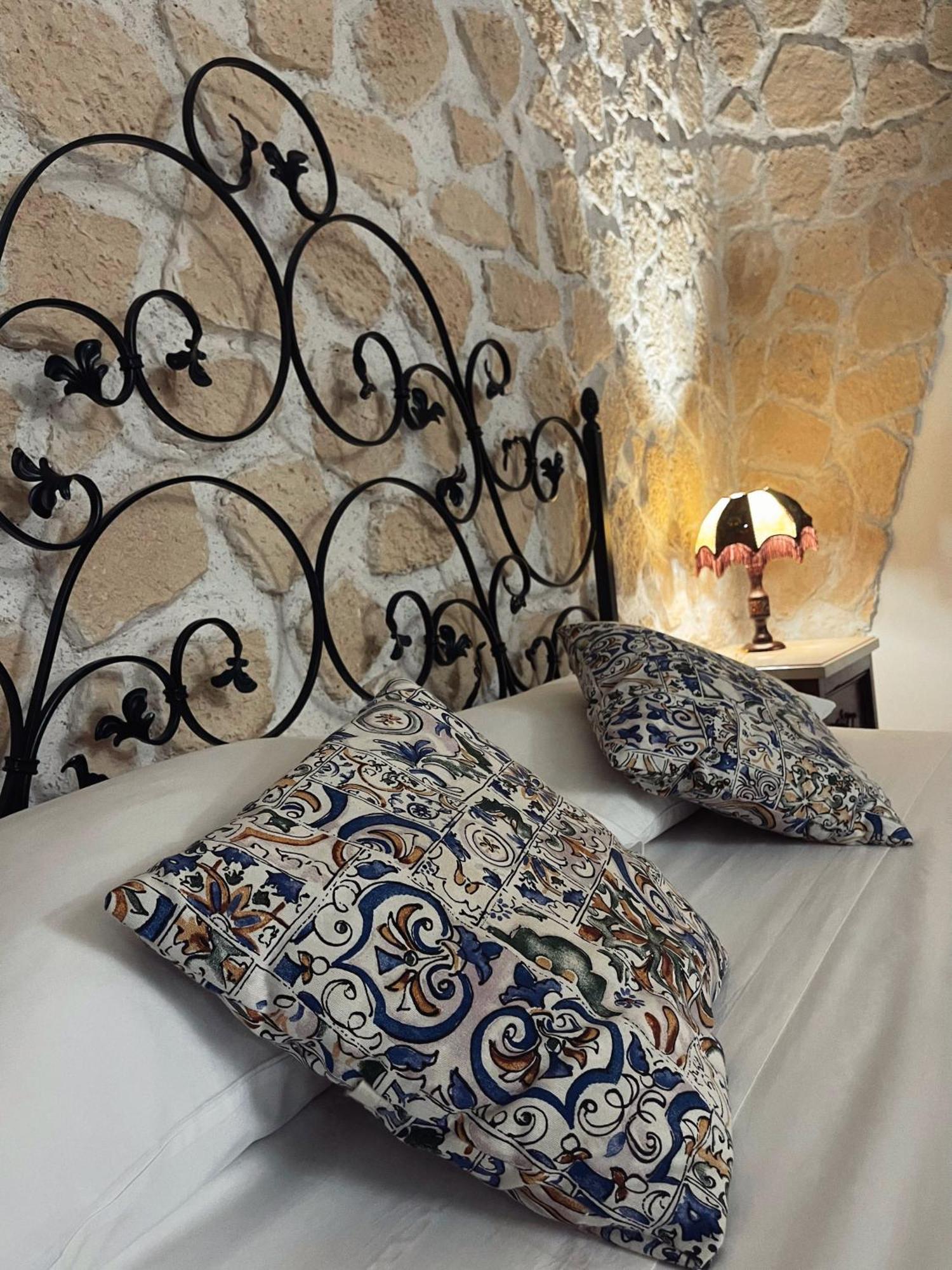 Appartement Domus Carbonari à Naples Extérieur photo